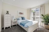 https://images.listonce.com.au/custom/160x/listings/45a-greendale-road-doncaster-east-vic-3109/670/01415670_img_07.jpg?-HjPQIe4ZOY