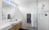 https://images.listonce.com.au/custom/160x/listings/45a-sweyn-street-balwyn-north-vic-3104/999/01725999_img_09.jpg?4AoPPgLspNA