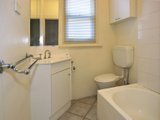 https://images.listonce.com.au/custom/160x/listings/45a-the-avenue-st-kilda-east-vic-3183/292/01794292_img_06.jpg?WLJoEwd7Zf8