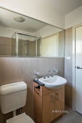 https://images.listonce.com.au/custom/160x/listings/46-arthur-street-fairfield-vic-3078/941/01002941_img_06.jpg?wUHTXOlHNDk