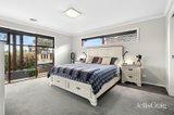 https://images.listonce.com.au/custom/160x/listings/46-brahman-drive-delacombe-vic-3356/968/01818968_img_13.jpg?a62i6nN-Hwo