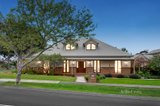 https://images.listonce.com.au/custom/160x/listings/46-brookwood-avenue-doreen-vic-3754/895/01117895_img_02.jpg?JvQRgPVLkO4