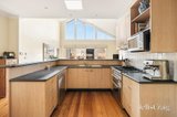 https://images.listonce.com.au/custom/160x/listings/46-charman-road-mentone-vic-3194/422/01900422_img_03.jpg?yrfwwnVXpu8