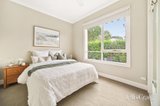 https://images.listonce.com.au/custom/160x/listings/46-charman-road-mentone-vic-3194/422/01900422_img_09.jpg?nCbYZS1QlFU