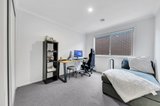 https://images.listonce.com.au/custom/160x/listings/46-devereux-way-charlemont-vic-3217/531/01698531_img_09.jpg?WgPmntDherQ