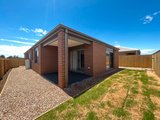 https://images.listonce.com.au/custom/160x/listings/46-eagle-road-armstrong-creek-vic-3217/016/01934016_img_11.jpg?I4AyqijOLZA