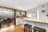 https://images.listonce.com.au/custom/160x/listings/46-earlwood-drive-wheelers-hill-vic-3150/285/00638285_img_03.jpg?bCDYnFJp7iE