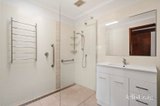 https://images.listonce.com.au/custom/160x/listings/46-greenwood-avenue-ringwood-vic-3134/965/01947965_img_07.jpg?uHRhUsZ7cTE