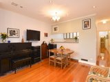 https://images.listonce.com.au/custom/160x/listings/46-greig-street-albert-park-vic-3206/671/01087671_img_07.jpg?gzE6xclPkk0