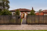 https://images.listonce.com.au/custom/160x/listings/46-hammond-street-thornbury-vic-3071/062/01899062_img_13.jpg?3Onym5PvIuc