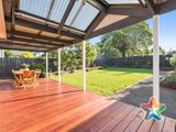 https://images.listonce.com.au/custom/160x/listings/46-helen-road-ferntree-gully-vic-3156/527/01525527_img_11.jpg?eiyvj5f6rJQ