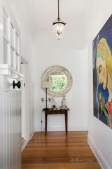 https://images.listonce.com.au/custom/160x/listings/46-lang-street-south-yarra-vic-3141/964/00715964_img_02.jpg?6bslyrVLp2U