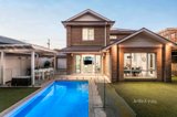 https://images.listonce.com.au/custom/160x/listings/46-market-street-essendon-vic-3040/017/01705017_img_02.jpg?wysX5cIYw2c