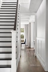 https://images.listonce.com.au/custom/160x/listings/46-market-street-essendon-vic-3040/017/01705017_img_03.jpg?AMCE_JTAfM0