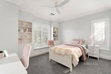 https://images.listonce.com.au/custom/160x/listings/46-market-street-essendon-vic-3040/017/01705017_img_15.jpg?Ug1oAcqt8Zk