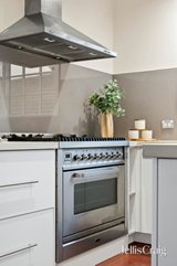 https://images.listonce.com.au/custom/160x/listings/46-mckenzie-street-doncaster-east-vic-3109/270/01987270_img_07.jpg?MUJkfTFdOB8