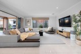 https://images.listonce.com.au/custom/160x/listings/46-morna-road-doncaster-east-vic-3109/031/01662031_img_04.jpg?NQJt2jcsZ20