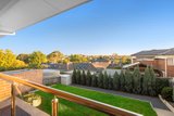 https://images.listonce.com.au/custom/160x/listings/46-morna-road-doncaster-east-vic-3109/031/01662031_img_18.jpg?j8au4yUEXlU