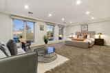 https://images.listonce.com.au/custom/160x/listings/46-park-lane-mount-waverley-vic-3149/686/01194686_img_03.jpg?mPqL_Zn-69c