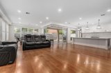 https://images.listonce.com.au/custom/160x/listings/46-park-lane-mount-waverley-vic-3149/946/01350946_img_02.jpg?XGbg5KU9fBI