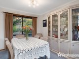 https://images.listonce.com.au/custom/160x/listings/46-regina-street-kilsyth-vic-3137/396/01526396_img_06.jpg?oe4NRYXwqUE