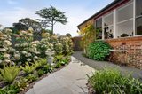 https://images.listonce.com.au/custom/160x/listings/46-relowe-crescent-balwyn-vic-3103/172/01294172_img_12.jpg?Bf2F3CXk4Ic