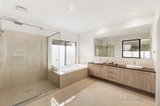 https://images.listonce.com.au/custom/160x/listings/46-sesame-street-mount-waverley-vic-3149/714/00524714_img_09.jpg?6KGXVWK7pnk