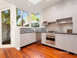https://images.listonce.com.au/custom/160x/listings/46-st-vincent-street-albert-park-vic-3206/670/01087670_img_05.jpg?pw6nFSAS08o