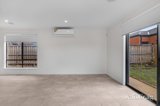 https://images.listonce.com.au/custom/160x/listings/46-steamboat-avenue-winter-valley-vic-3358/436/01943436_img_05.jpg?wXtyuGpqfIM