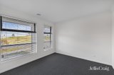 https://images.listonce.com.au/custom/160x/listings/46-steamboat-avenue-winter-valley-vic-3358/436/01943436_img_07.jpg?Mwt3OCYsvZA