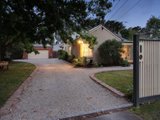 https://images.listonce.com.au/custom/160x/listings/46-stirling-road-croydon-vic-3136/914/00620914_img_01.jpg?BQDCbVcbHAg
