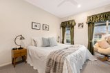 https://images.listonce.com.au/custom/160x/listings/46-taronga-crescent-croydon-vic-3136/598/01645598_img_07.jpg?oI8O8mn0a2M