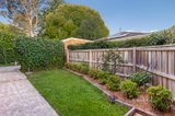 https://images.listonce.com.au/custom/160x/listings/46-taronga-crescent-croydon-vic-3136/598/01645598_img_12.jpg?dxXpoYm3vVY