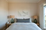 https://images.listonce.com.au/custom/160x/listings/46-the-avenue-ocean-grove-vic-3226/516/01727516_img_14.jpg?lNKy1Yf2iSU