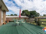 https://images.listonce.com.au/custom/160x/listings/46-trafalgar-crescent-lilydale-vic-3140/827/01524827_img_08.jpg?hkAMnNRqQ9o