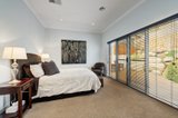 https://images.listonce.com.au/custom/160x/listings/46-treevalley-drive-doncaster-east-vic-3109/241/00101241_img_06.jpg?UEthYfNney4