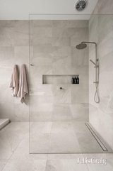 https://images.listonce.com.au/custom/160x/listings/46-yarralea-street-alphington-vic-3078/859/01933859_img_22.jpg?SxCTksr1OzI