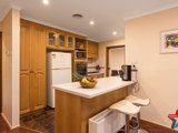 https://images.listonce.com.au/custom/160x/listings/46-zina-grove-mooroolbark-vic-3138/680/01524680_img_06.jpg?eO2jjL6JcZ0