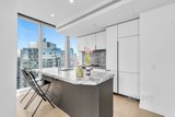 https://images.listonce.com.au/custom/160x/listings/4608a260-spencer-street-melbourne-vic-3000/986/01724986_img_07.jpg?6ckJ8w_xleA