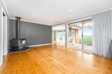 https://images.listonce.com.au/custom/160x/listings/461-reynolds-road-eltham-vic-3095/117/01772117_img_05.jpg?_Rt5DxwLy8I