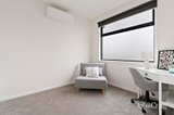 https://images.listonce.com.au/custom/160x/listings/463-king-street-airport-west-vic-3042/070/01781070_img_08.jpg?FB2Lvdq4sWA