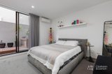 https://images.listonce.com.au/custom/160x/listings/463-ormond-esplanade-elwood-vic-3184/302/01780302_img_04.jpg?g_E9_ejHunI