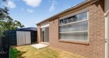 https://images.listonce.com.au/custom/160x/listings/464-ahern-road-pakenham-vic-3810/855/01746855_img_08.jpg?cs7QtVUFbnw