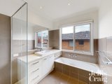 https://images.listonce.com.au/custom/160x/listings/464-balwyn-road-balwyn-north-vic-3104/543/01628543_img_09.jpg?vcXp7_Y1zwk