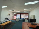 https://images.listonce.com.au/custom/160x/listings/467-pakington-street-geelong-west-vic-3218/904/01679904_img_03.jpg?pTnfoLpFHbA