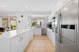 https://images.listonce.com.au/custom/160x/listings/467-reynolds-road-eltham-vic-3095/175/01638175_img_06.jpg?Bros3LNdVSI