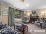 https://images.listonce.com.au/custom/160x/listings/468-hewish-road-croydon-vic-3136/745/01525745_img_09.jpg?zRu_iARIggE