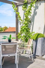 https://images.listonce.com.au/custom/160x/listings/469-victoria-street-brunswick-west-vic-3055/349/01719349_img_18.jpg?YIF-H26j6Sc