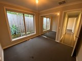 https://images.listonce.com.au/custom/160x/listings/46a-daymar-drive-mooroolbark-vic-3138/634/01727634_img_10.jpg?QJuRtb2i5vk