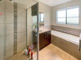 https://images.listonce.com.au/custom/160x/listings/46a-laura-avenue-belmont-vic-3216/119/01900119_img_08.jpg?aRvfEOf9zTQ